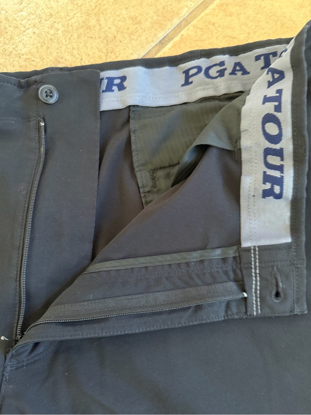 PGA Tour Men's Navy Performance Hybrid Shorts 40 size - Picture 3 of 4